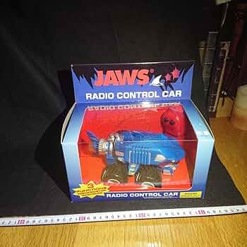 ジョーズのラジコンです ジョーゼン ラジコン トヨタ ハイラックスレボTRD AXCR2019 1台